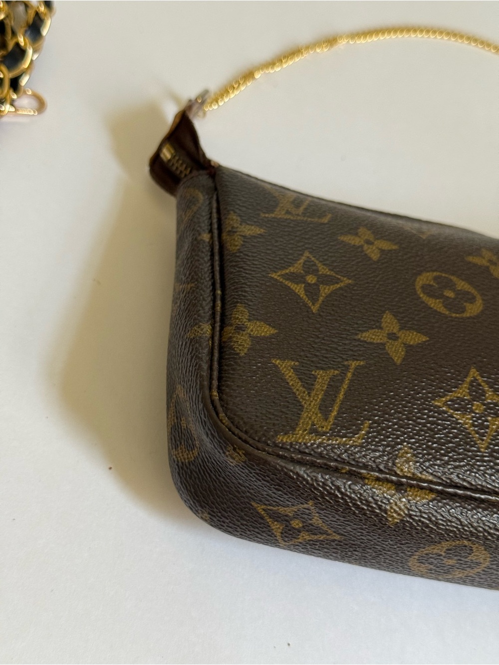Louis Vuitton Pochette accessories Monogram Shoulder Bag 🌟 - Picture 11 of 17